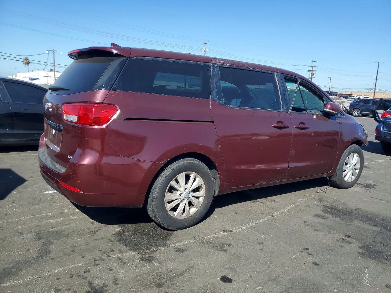 2017 Kia Sedona Lx - Фото 3