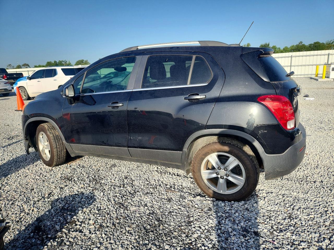 2015 Chevrolet Trax 1Lt - Фото 2