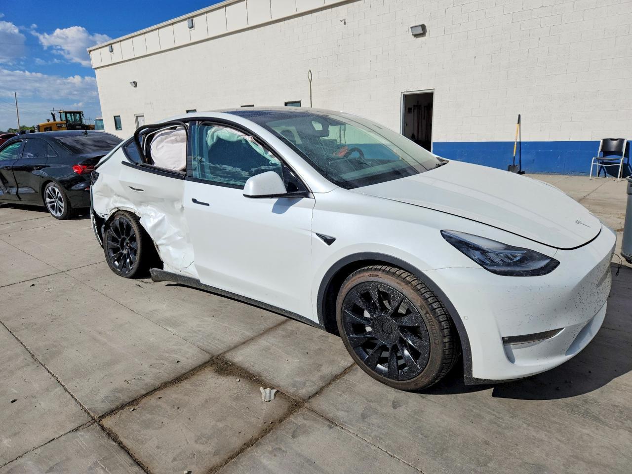 2021 Tesla Model Y - Фото 4