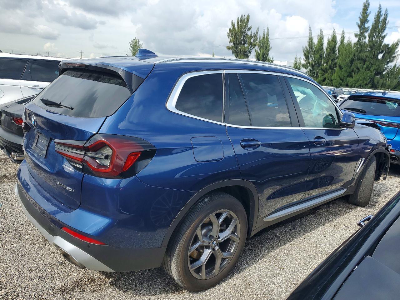 2024 BMW X3 Sdrive30I - Фото 3