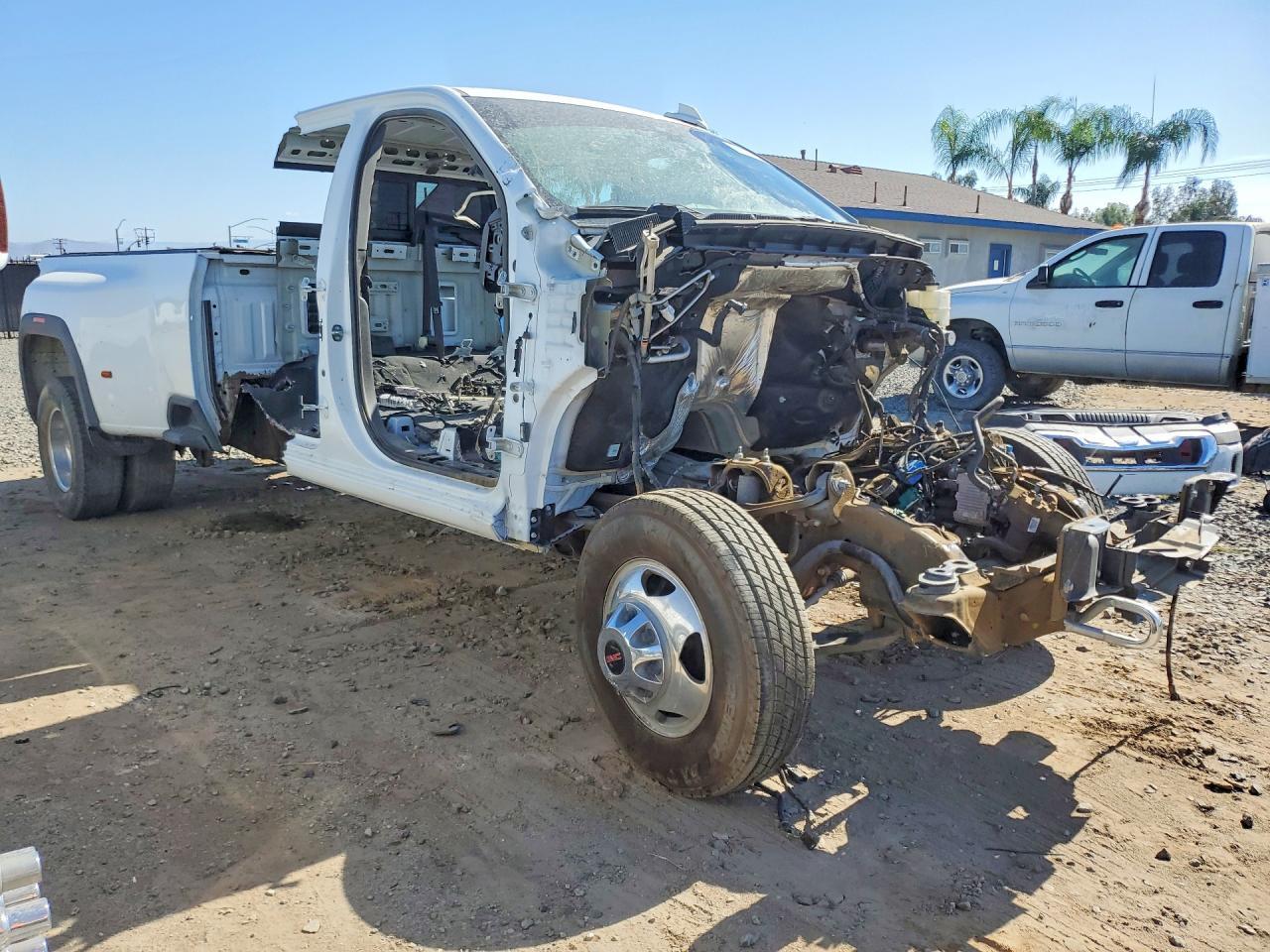 2023 GMC Sierra K3500 Denali - Фото 4