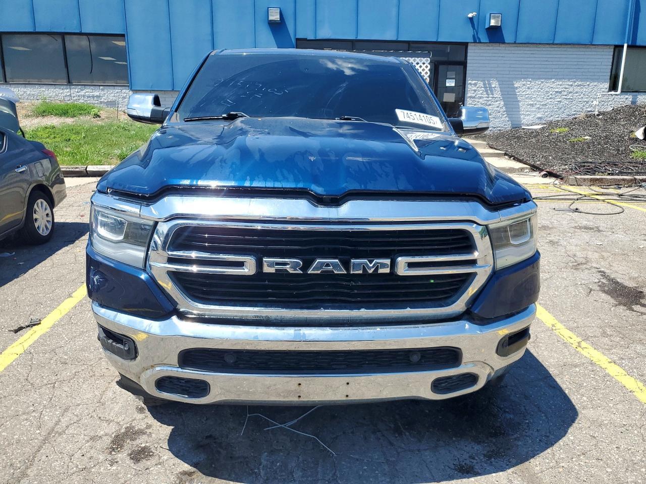 2019 Ram 1500 Laramie - Image 5