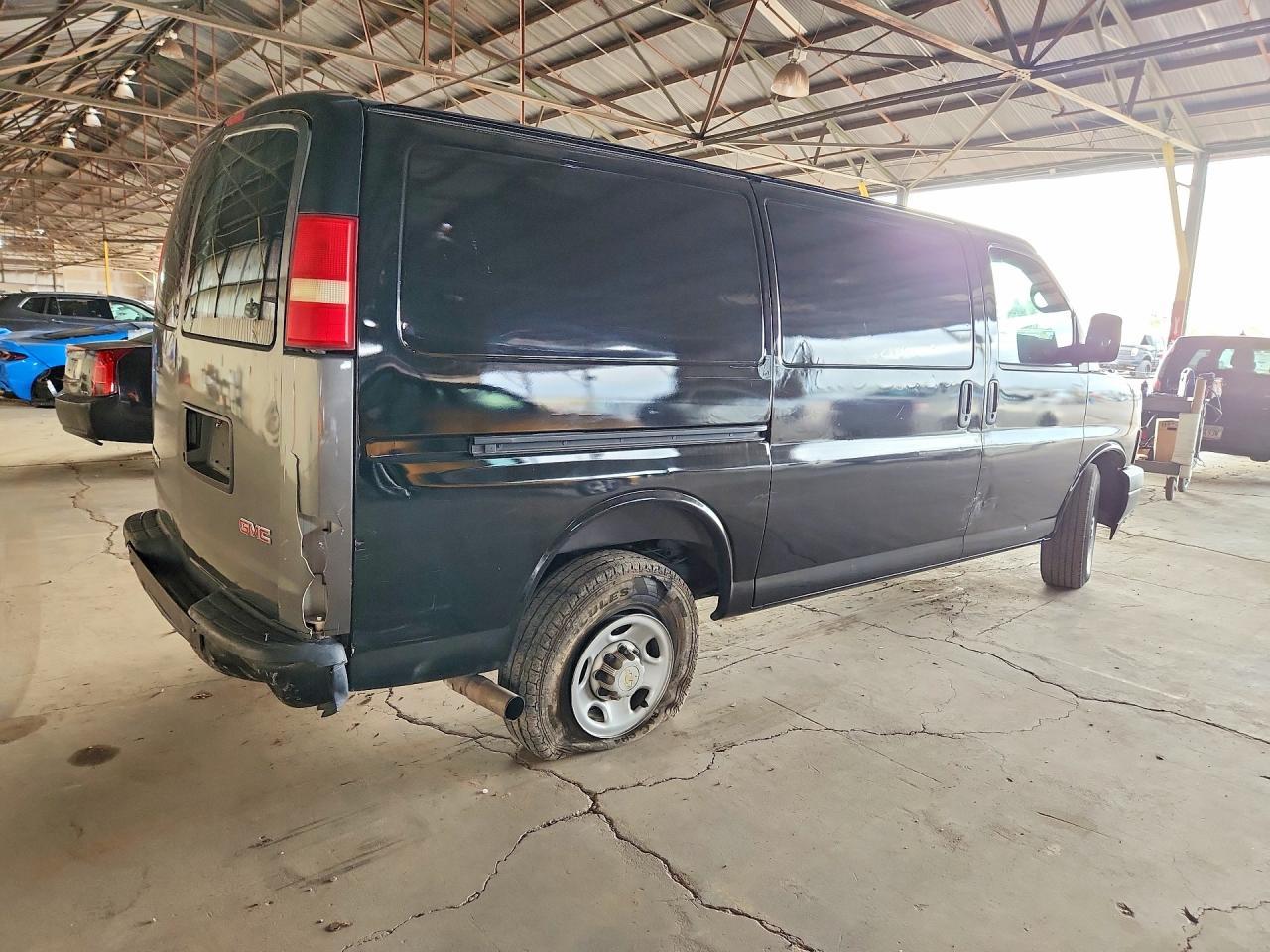 2015 Chevrolet Express G2500 - Image 3