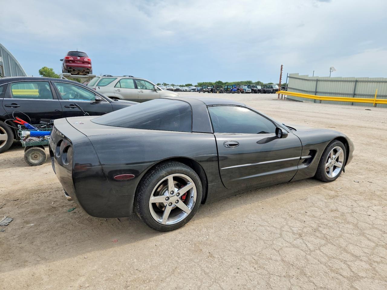 1998 Chevrolet Corvette - Фото 3