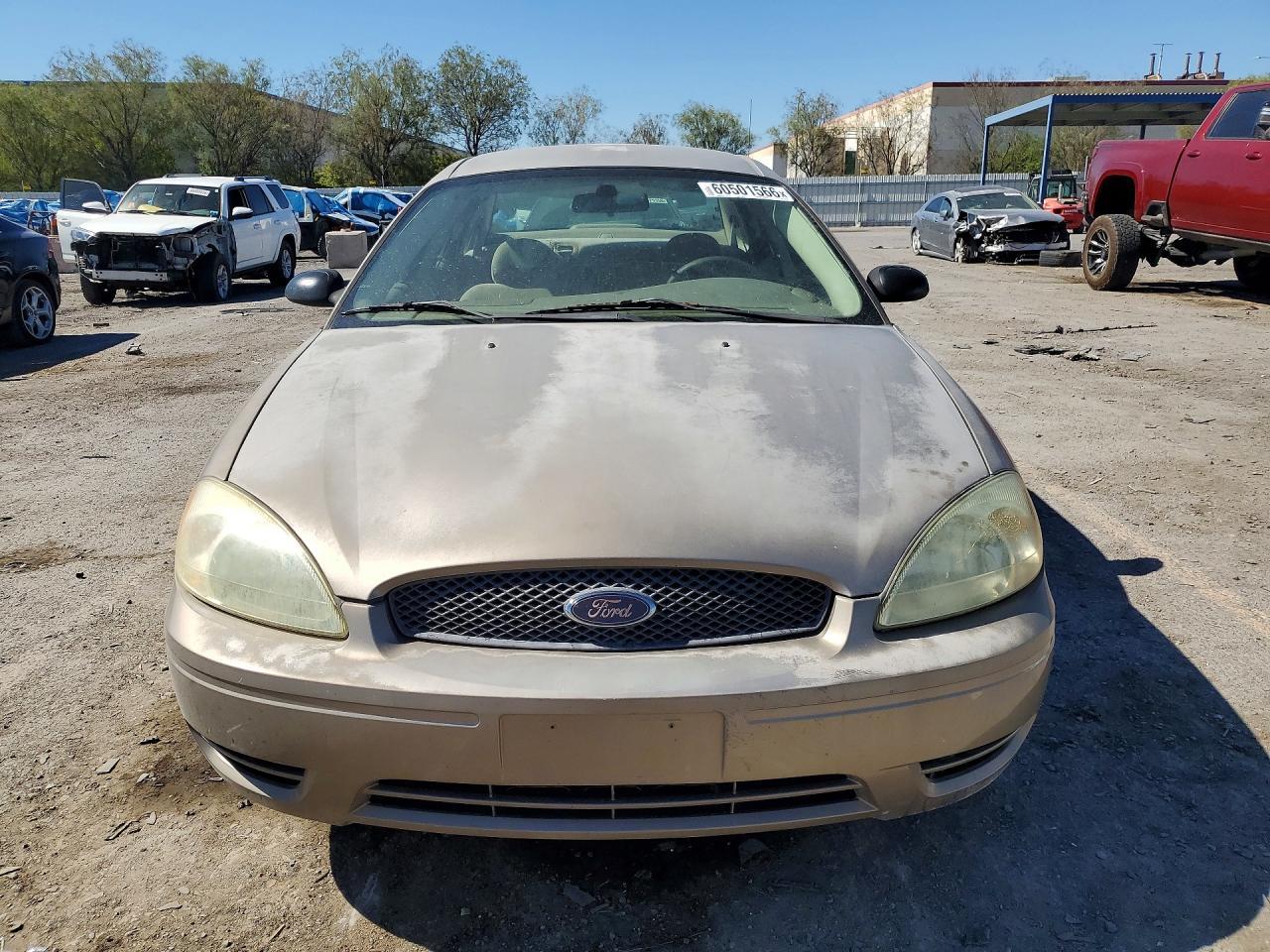2005 Ford Taurus Se - Image 5