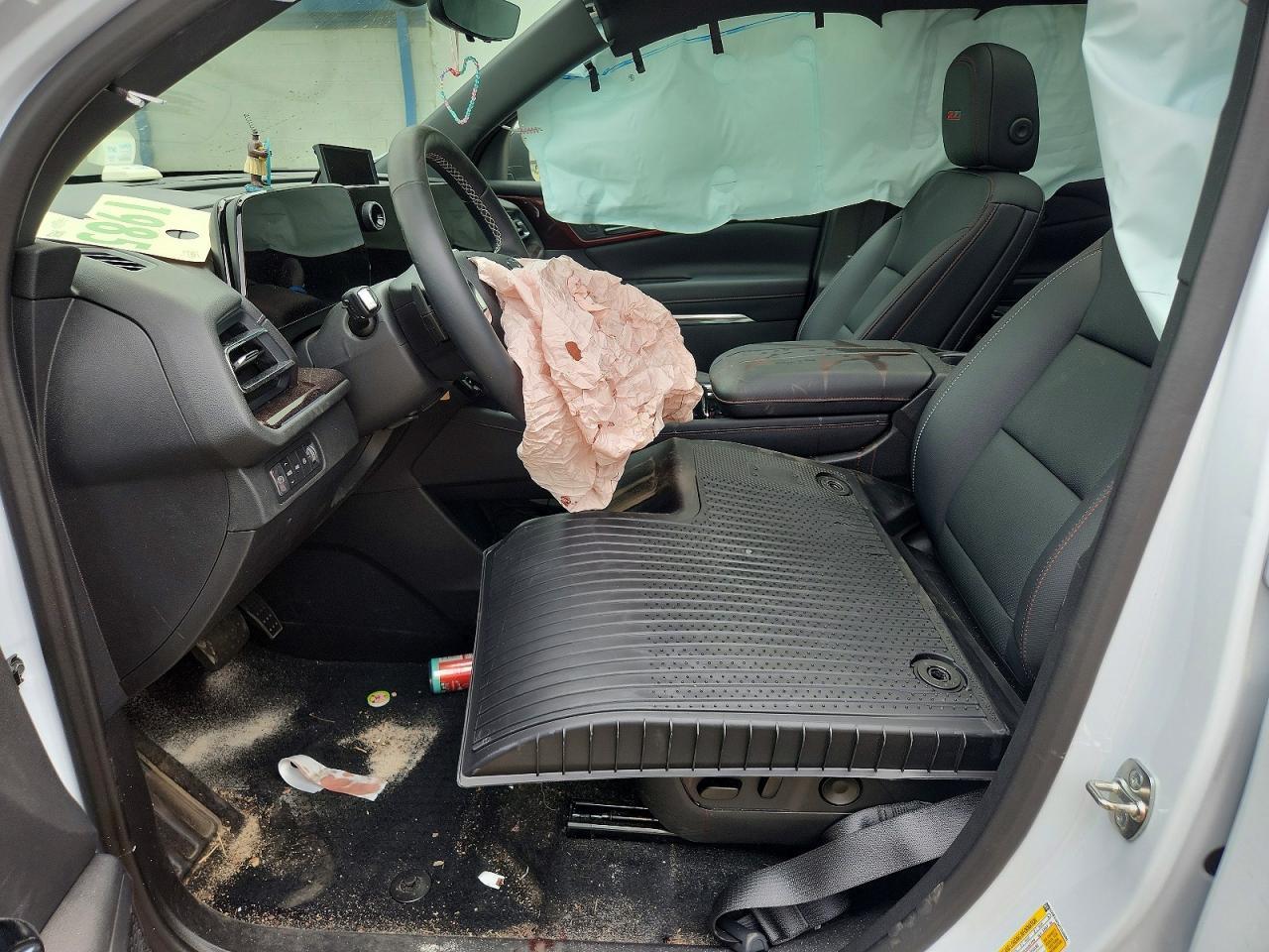 2026 Chevrolet Traverse Z71 - Image 7
