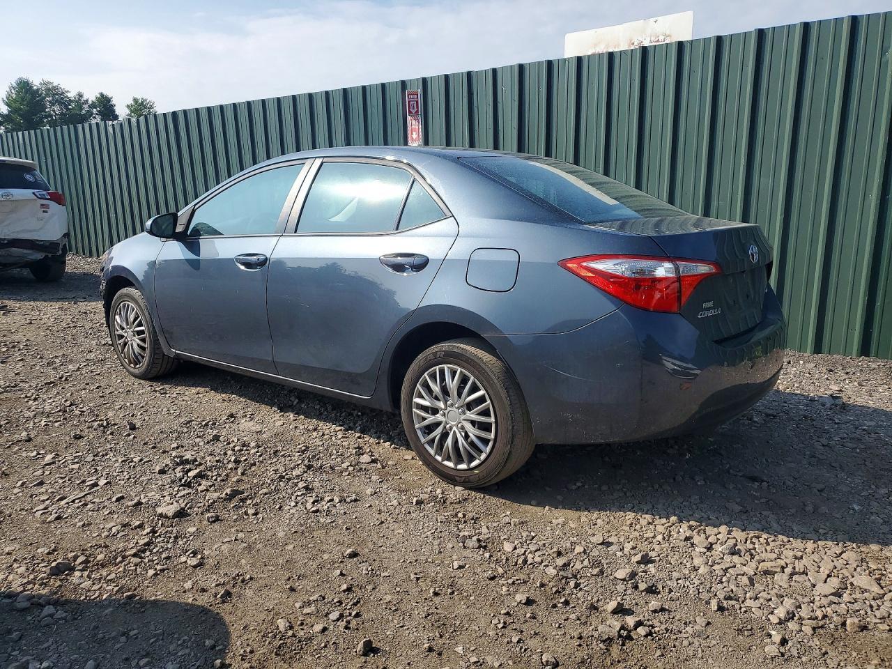 2016 Toyota Corolla Le - Image 2