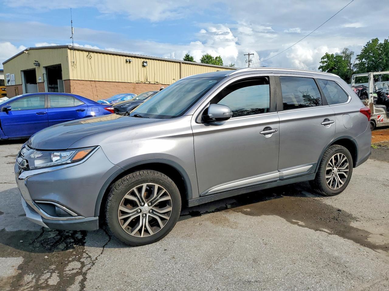 2018 Mitsubishi Outlander Se