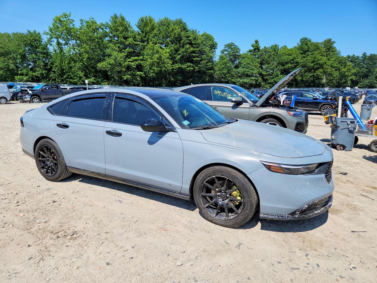2024 Honda Accord Hybrid Sport-L - Image 4