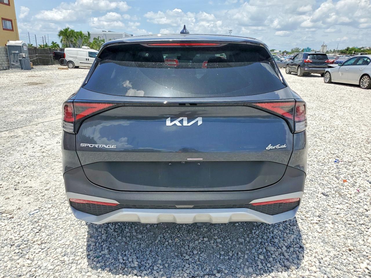 2024 Kia Sportage Ex - Image 6