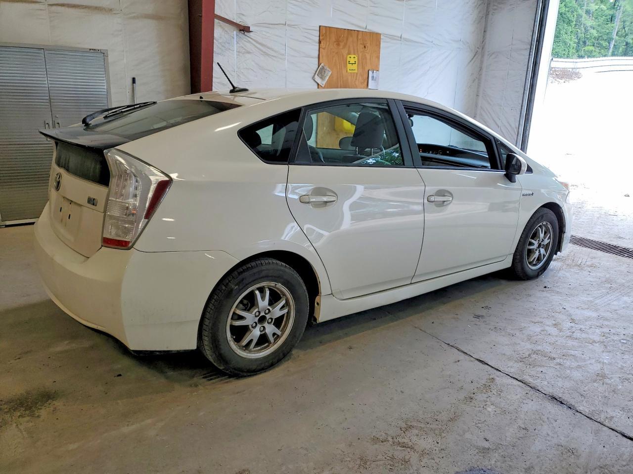 2010 Toyota Prius Ii - Фото 3