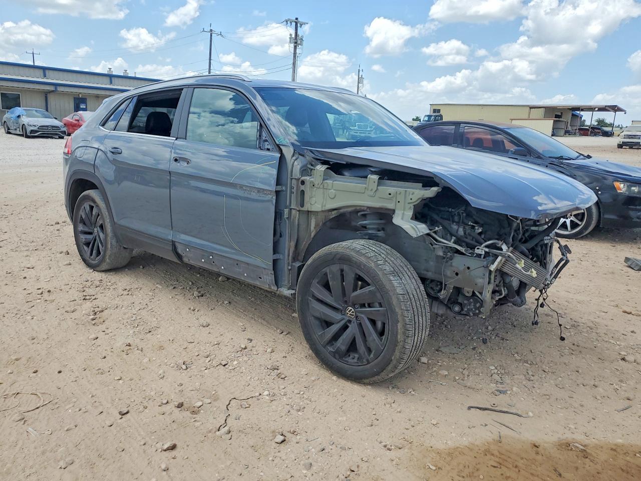 2020 Volkswagen Atlas Cross Sport Se - Фото 4
