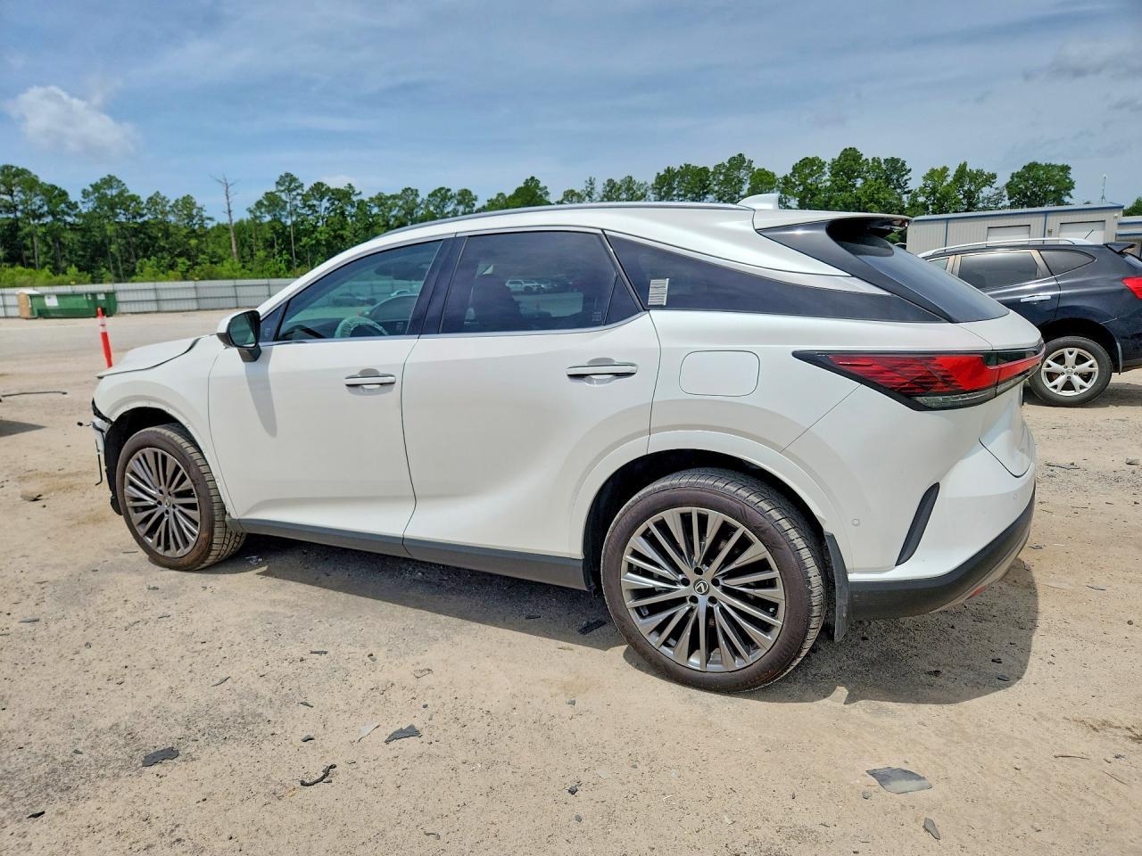 2024 Lexus Rx 450H+ Luxury - Фото 2