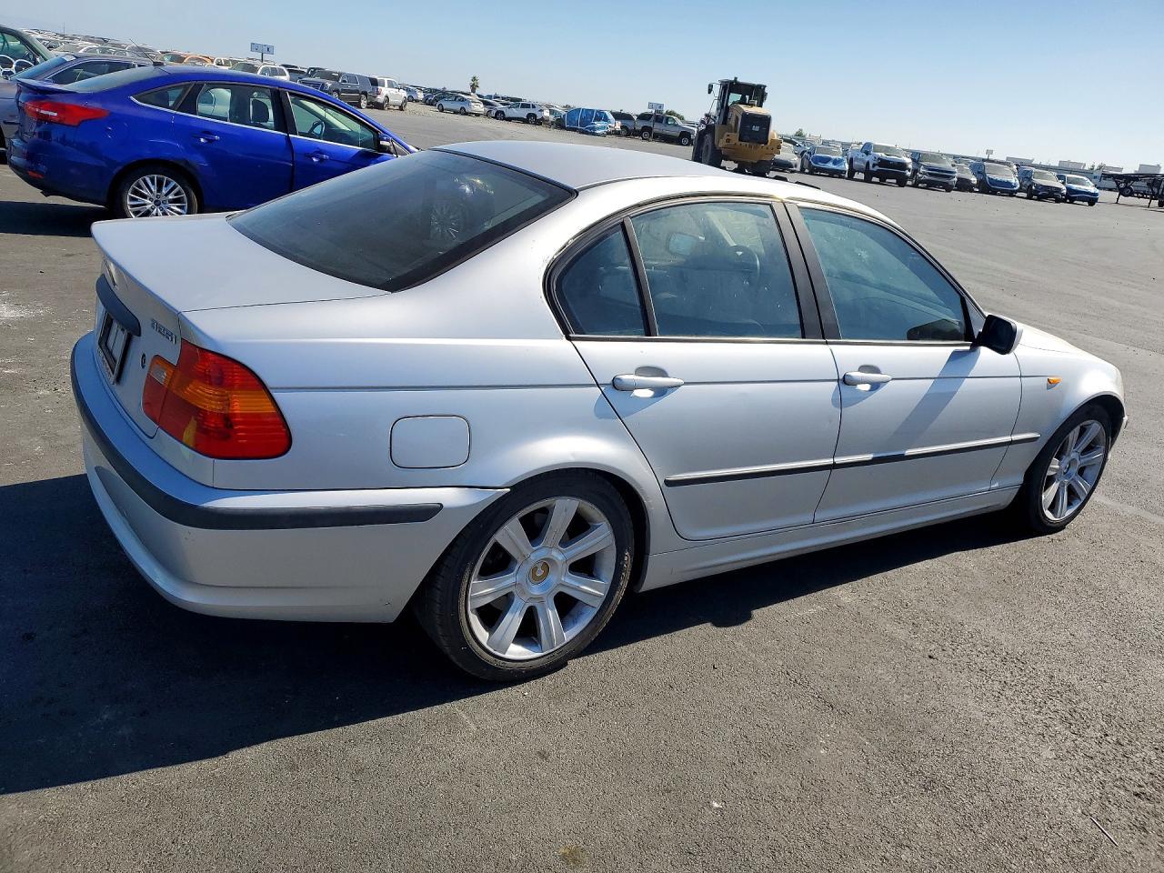 2002 BMW 325 I - Фото 3