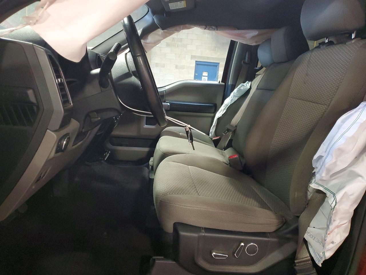 2017 Ford F150 Supercrew - Фото 7