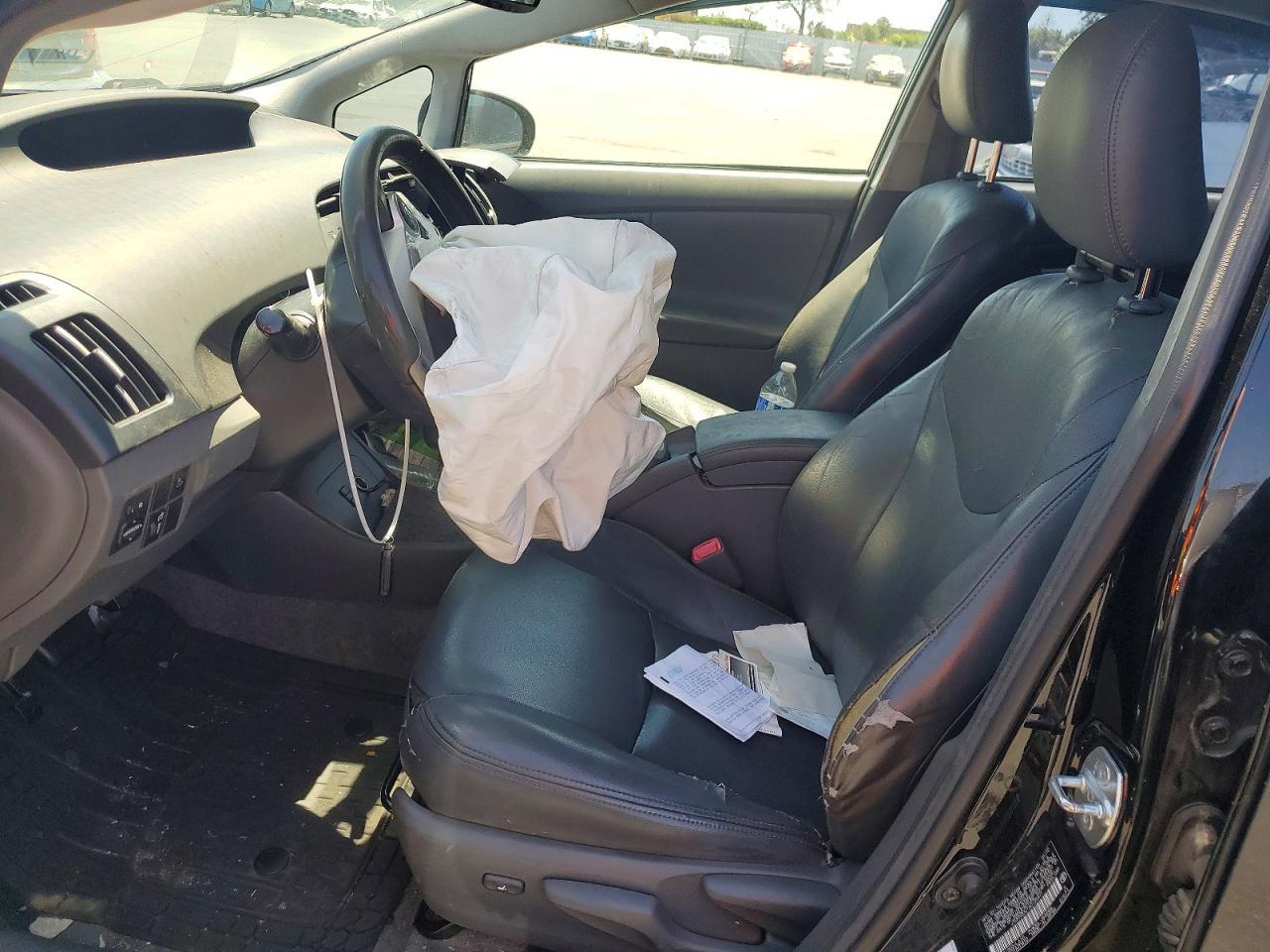 2010 Toyota Prius Iv - Фото 7