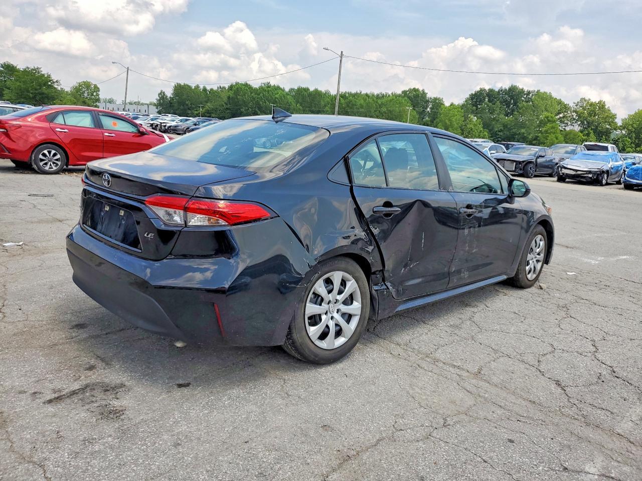 2024 Toyota Corolla Le - Image 3