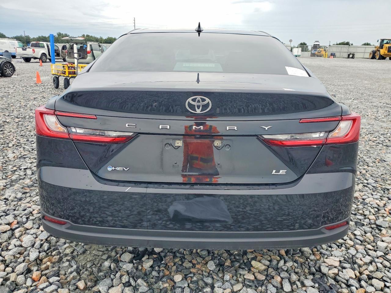 2025 Toyota Camry Le - Фото 6