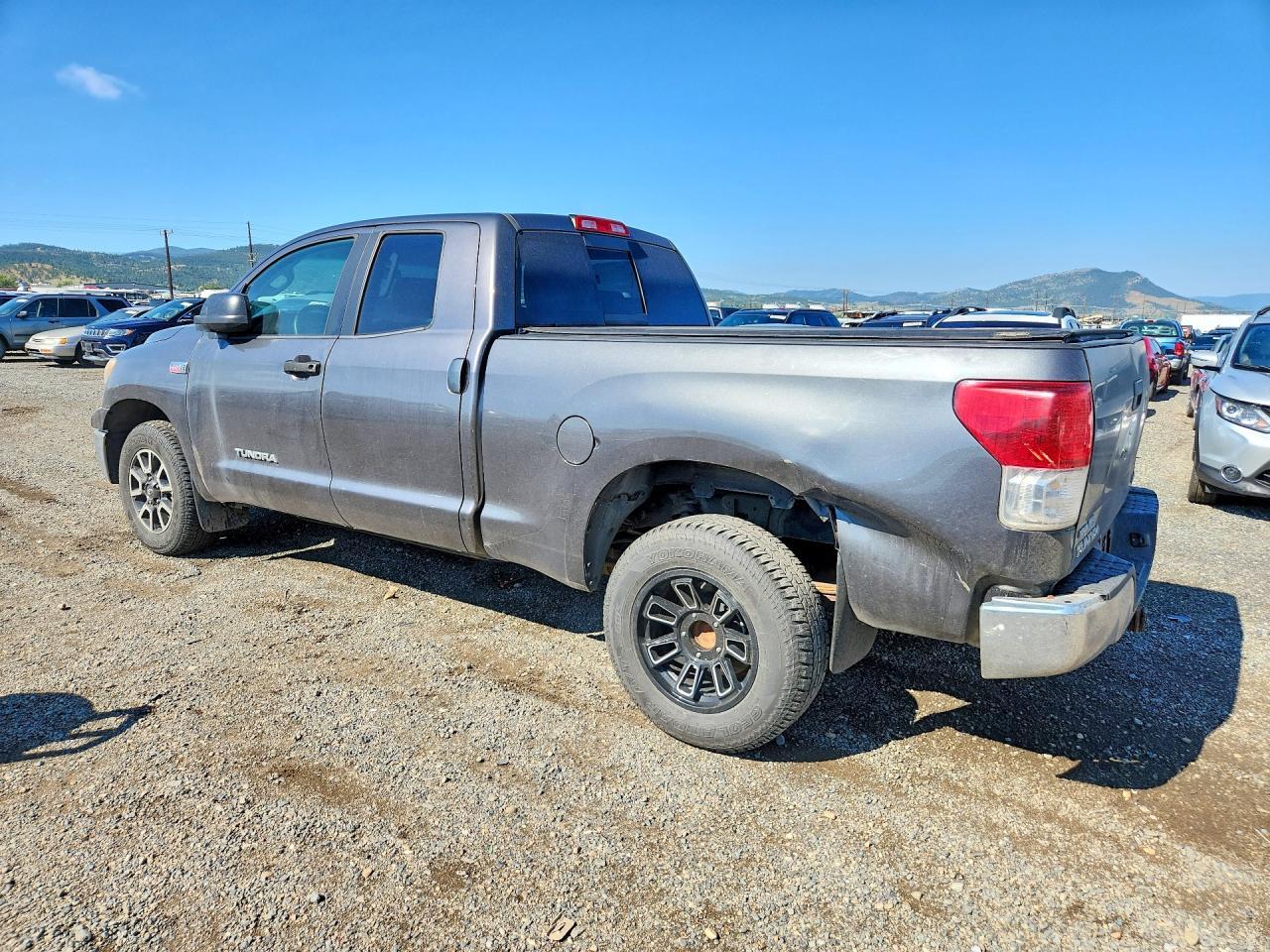 2012 Toyota Tundra Double Cab Sr5 - Image 2