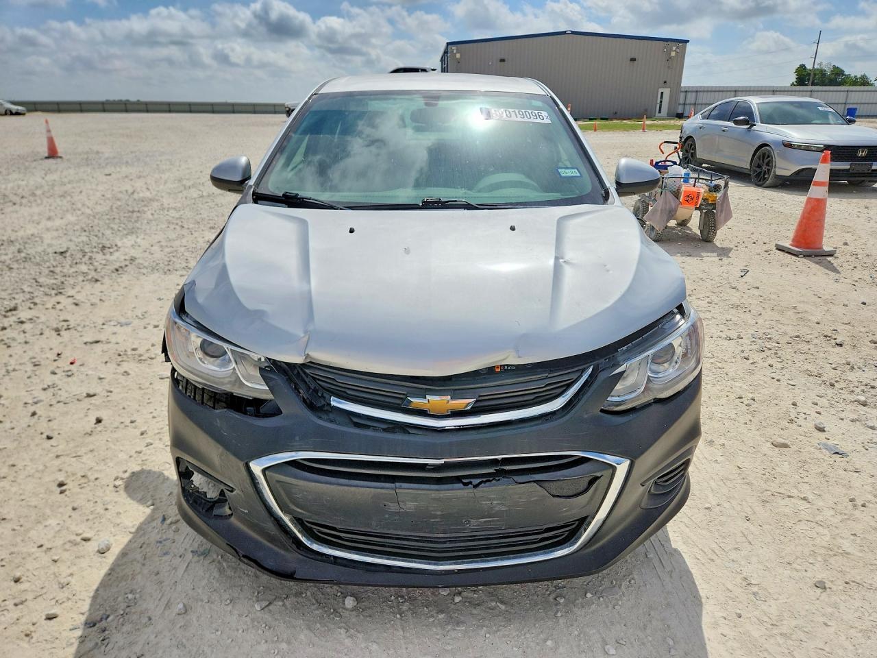 2020 Chevrolet Sonic Lt - Image 5