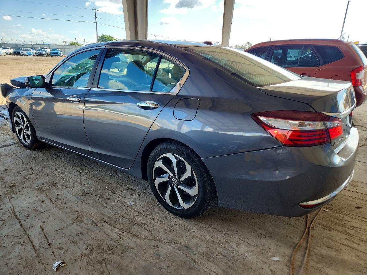 2016 Honda Accord Exl - Image 2