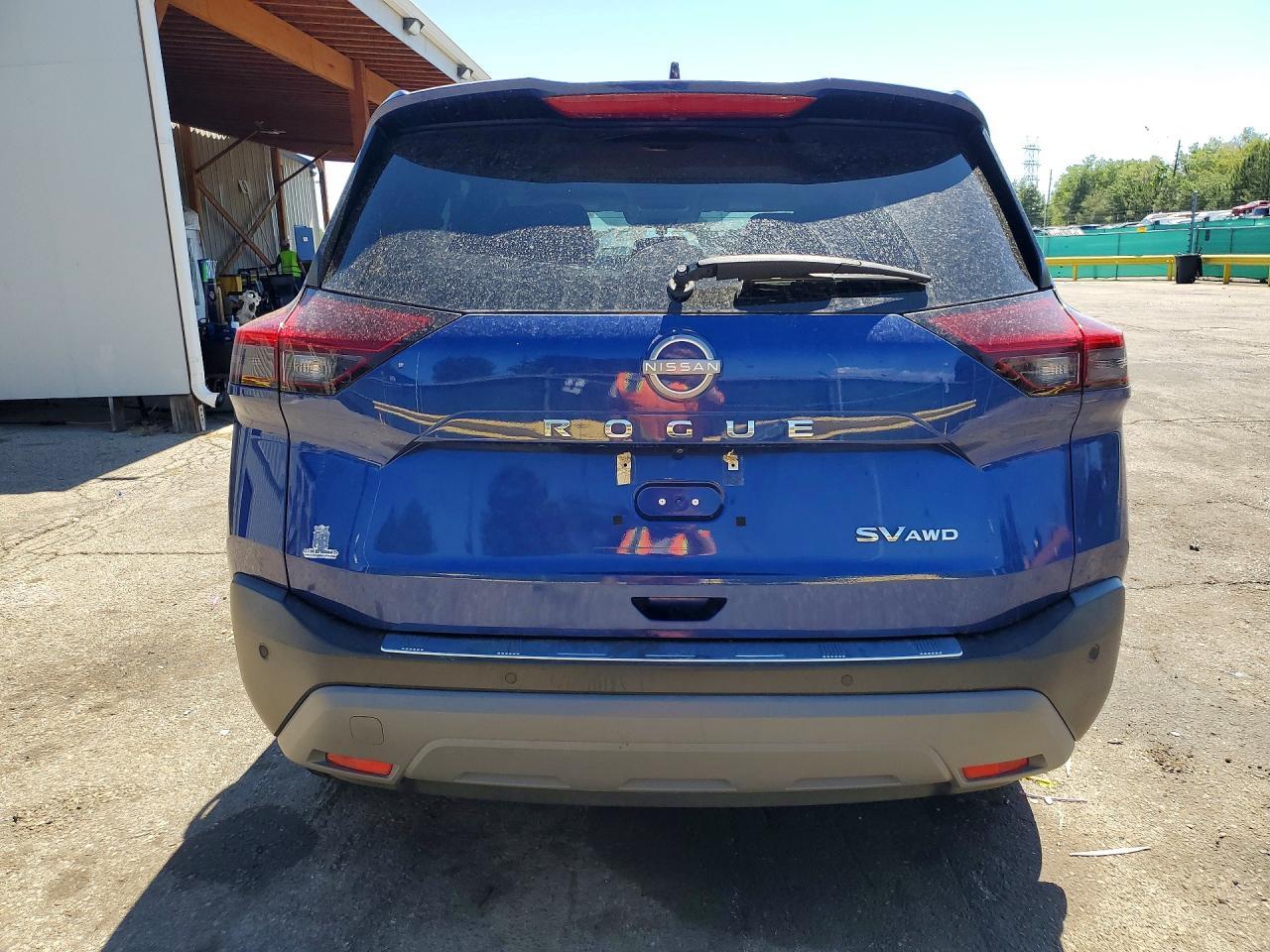 2022 Nissan Rogue Sv - Фото 6