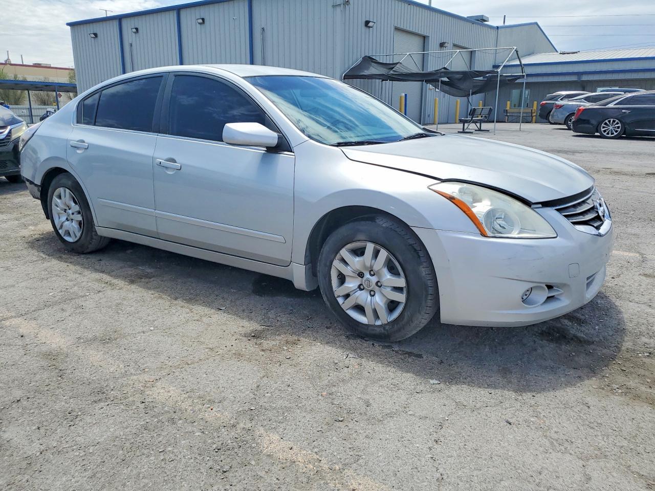 2011 Nissan Altima Base/S - Фото 4