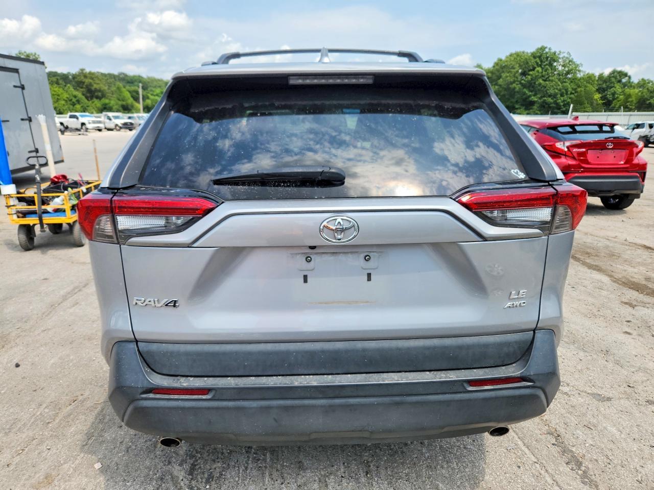 2021 Toyota Rav4 Le - Image 6