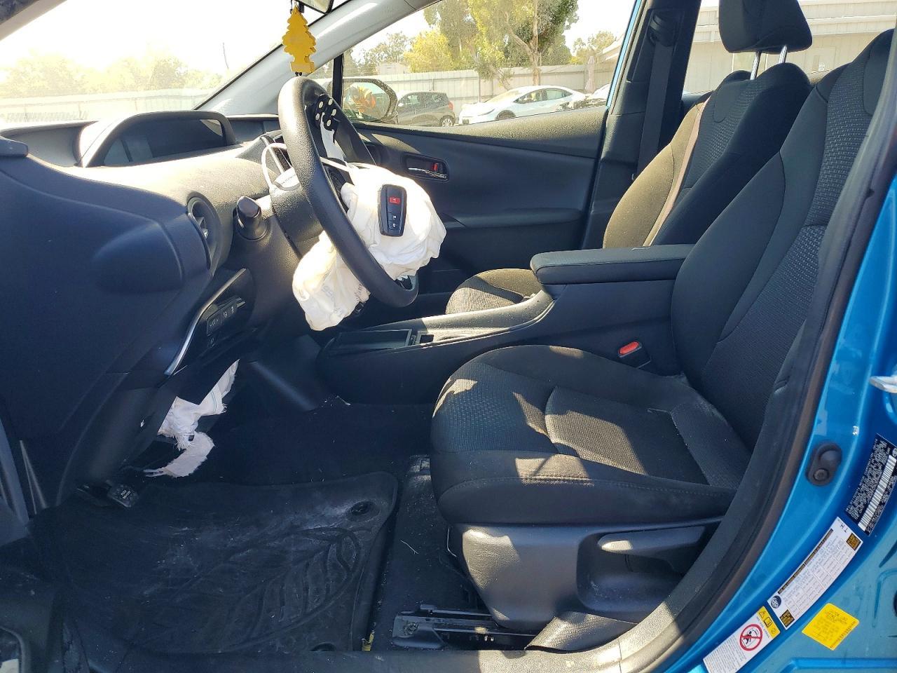 2019 Toyota Prius Le - Фото 7