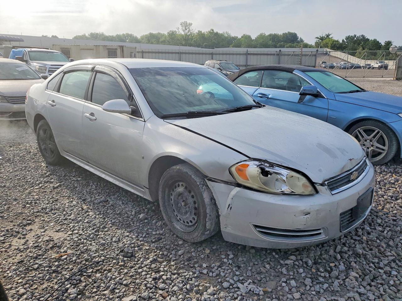 2010 Chevrolet Impala Ls - Фото 4