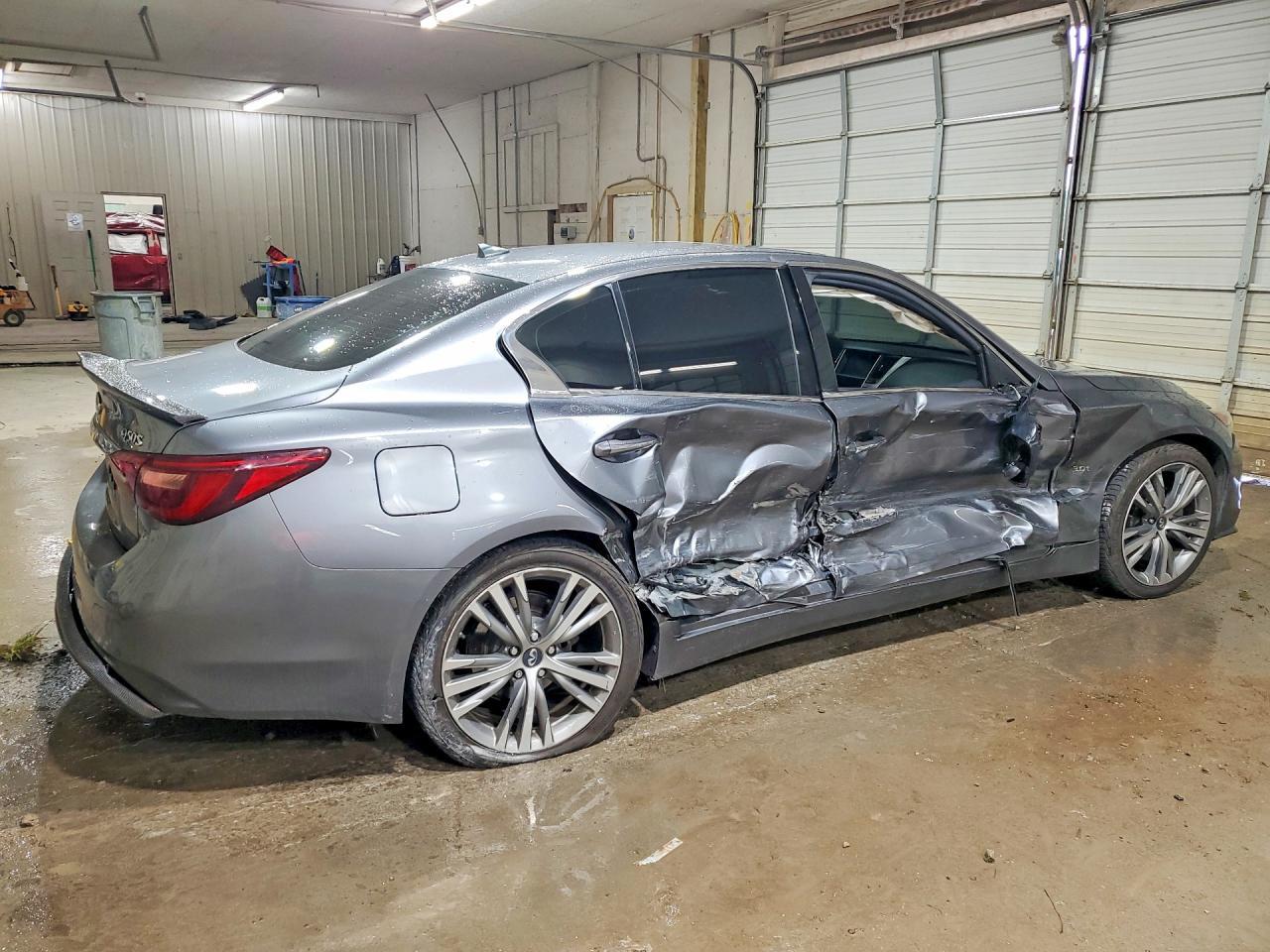 2018 Infiniti Q50 3.0T Sport - Фото 3