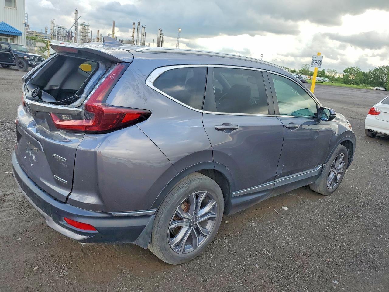 2022 Honda Cr-V Touring - Image 3