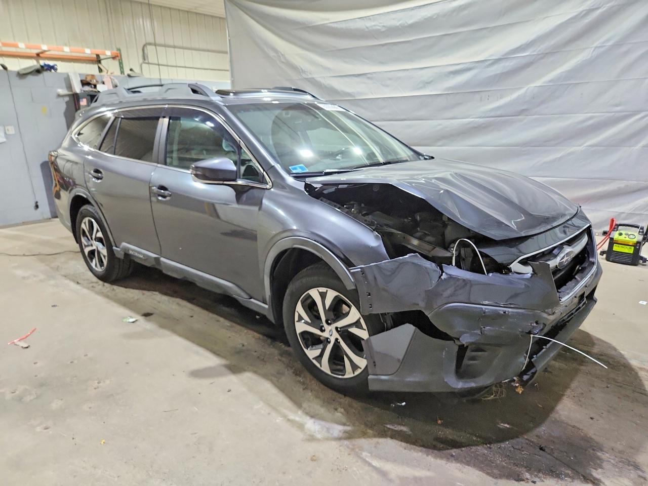 2020 Subaru Outback Limited - Фото 4