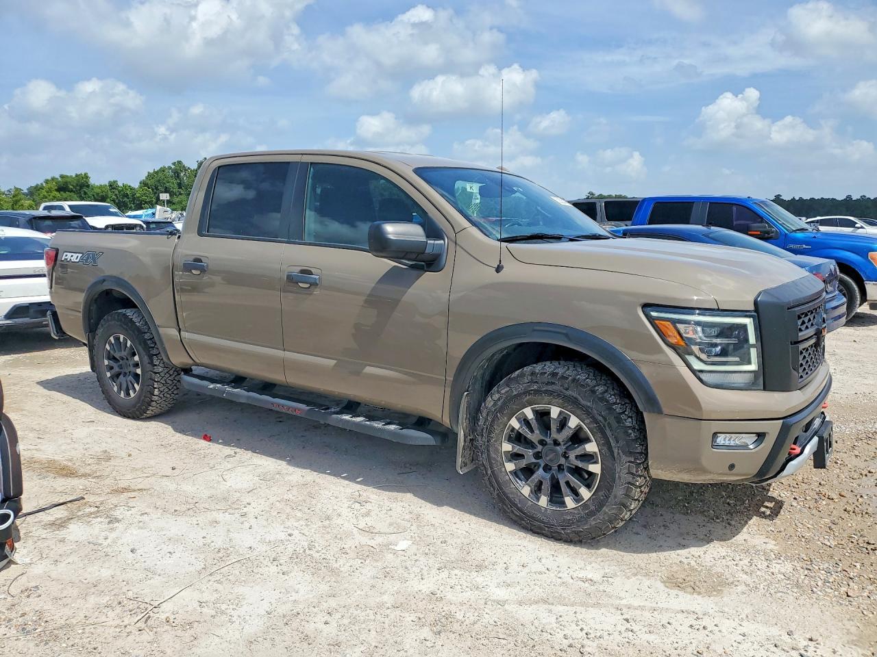 2021 Nissan Titan Pro-4X - Image 4