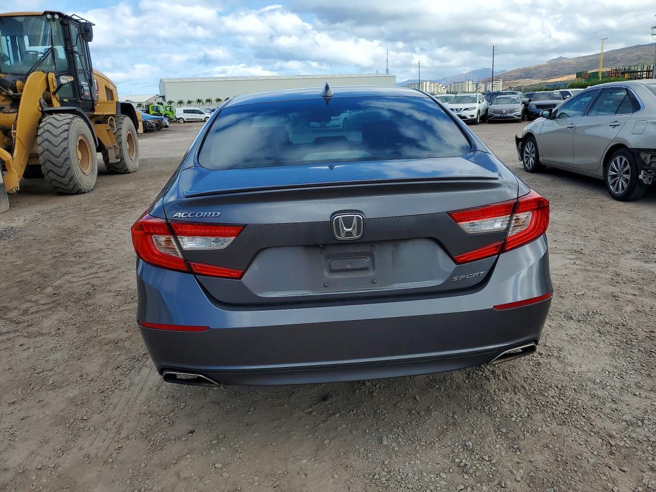 2020 Honda Accord Sport - Image 6
