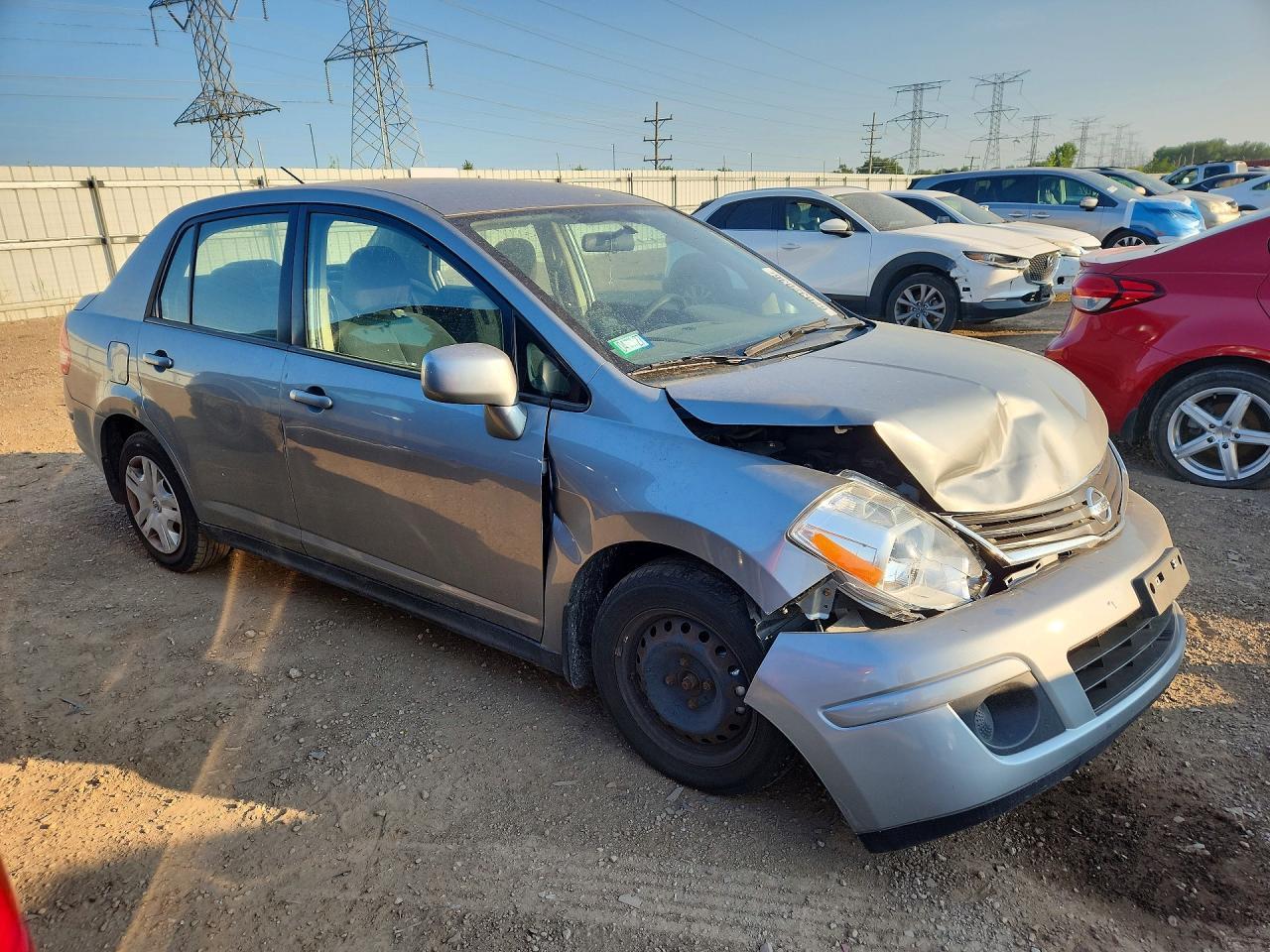 2010 Nissan Versa 1.8 S - Image 4