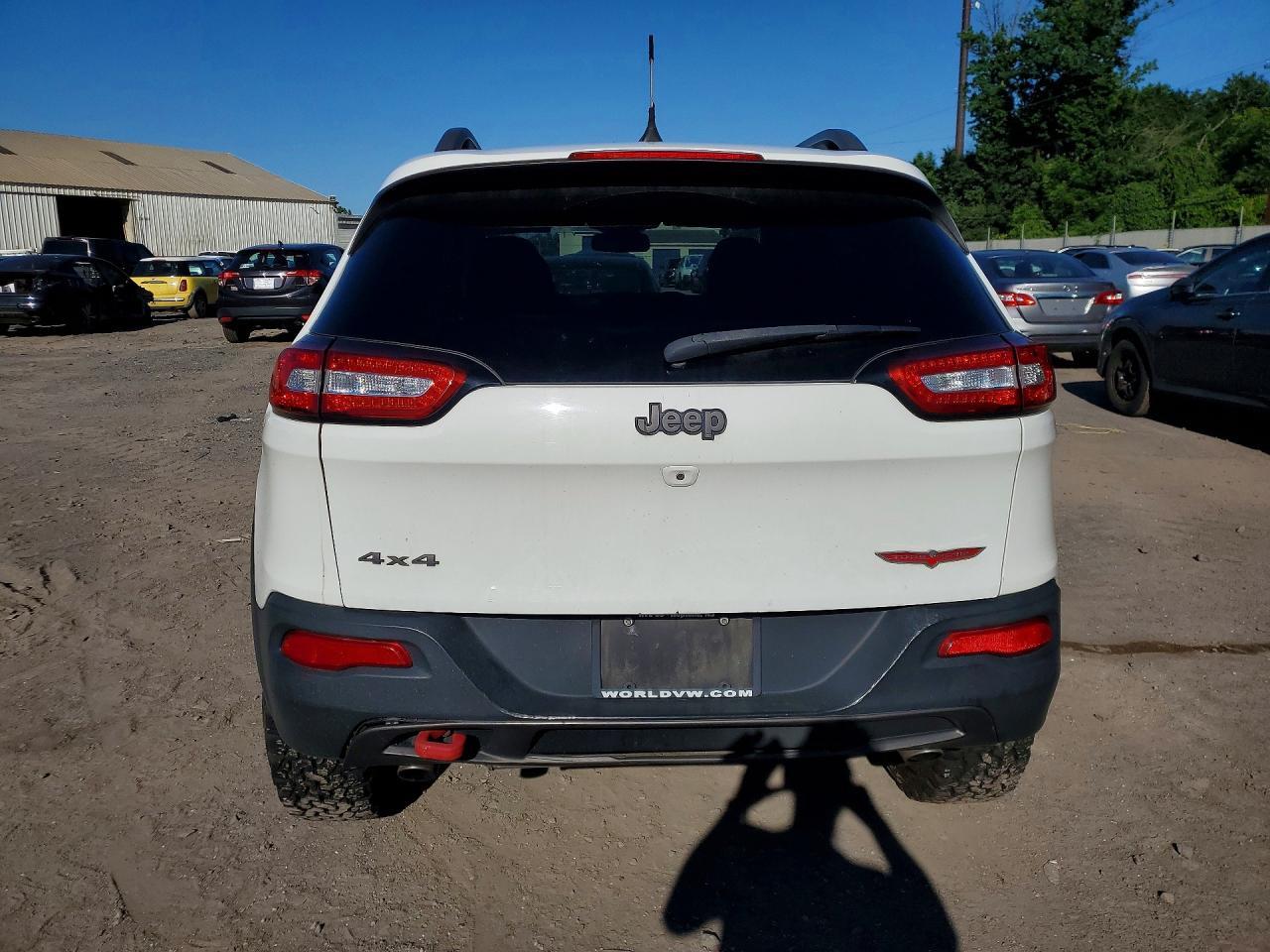2016 Jeep Cherokee Trailhawk - Фото 6