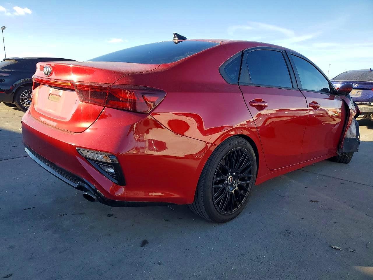 2020 Kia Forte Lxs - Image 3