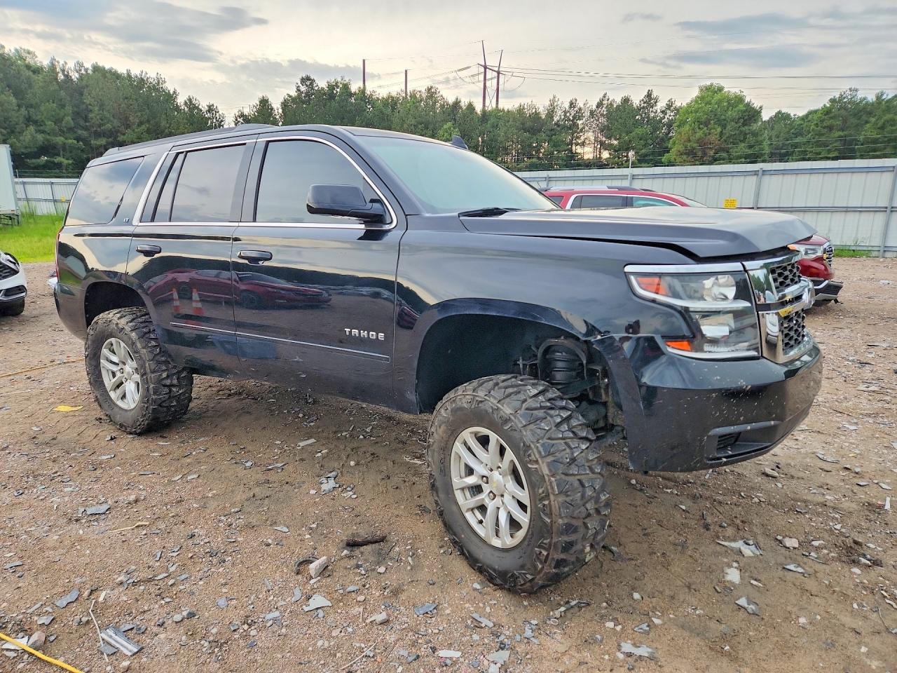2017 Chevrolet Tahoe C1500 Lt - Image 4