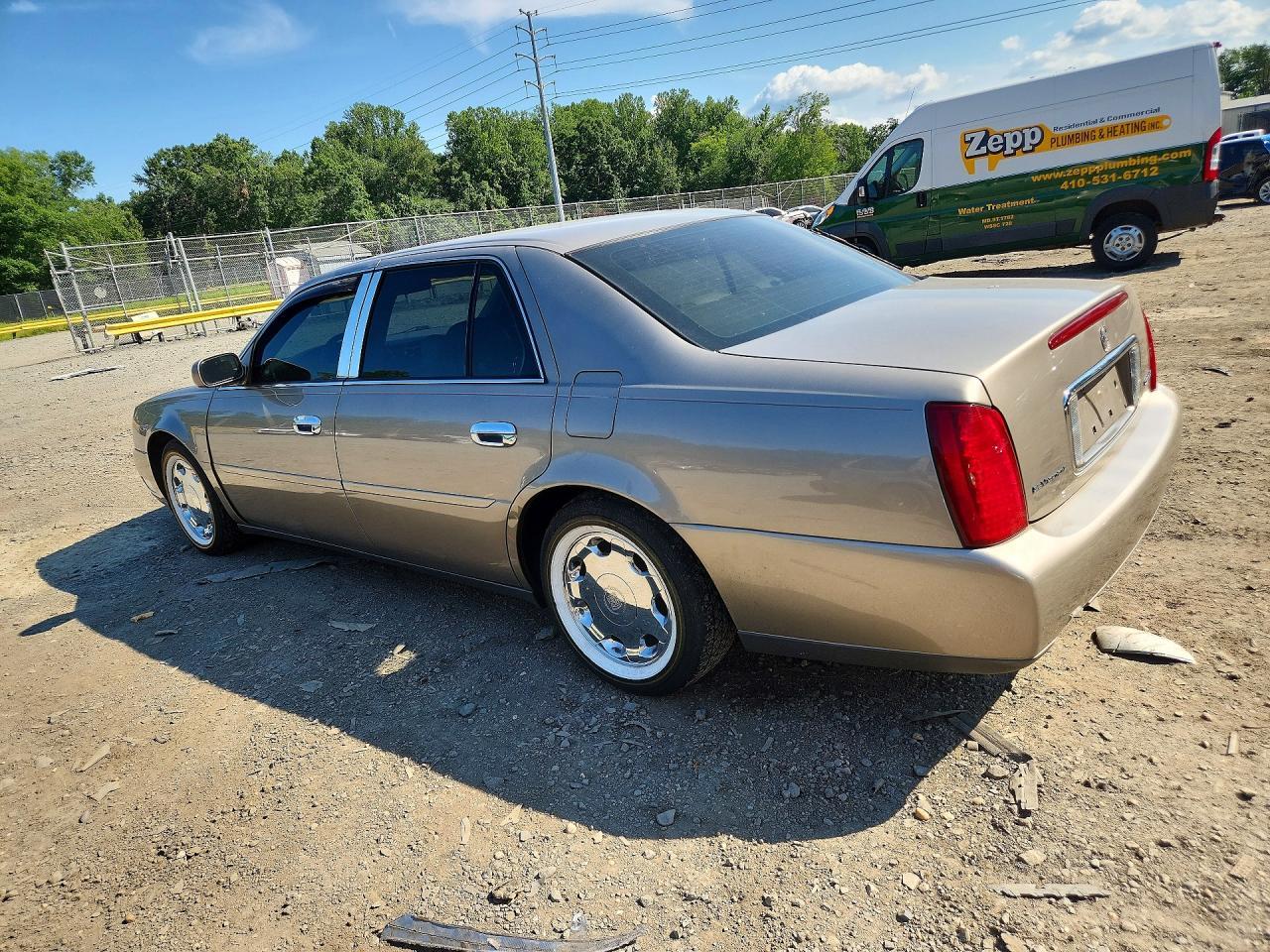 2002 Cadillac Deville - Image 2