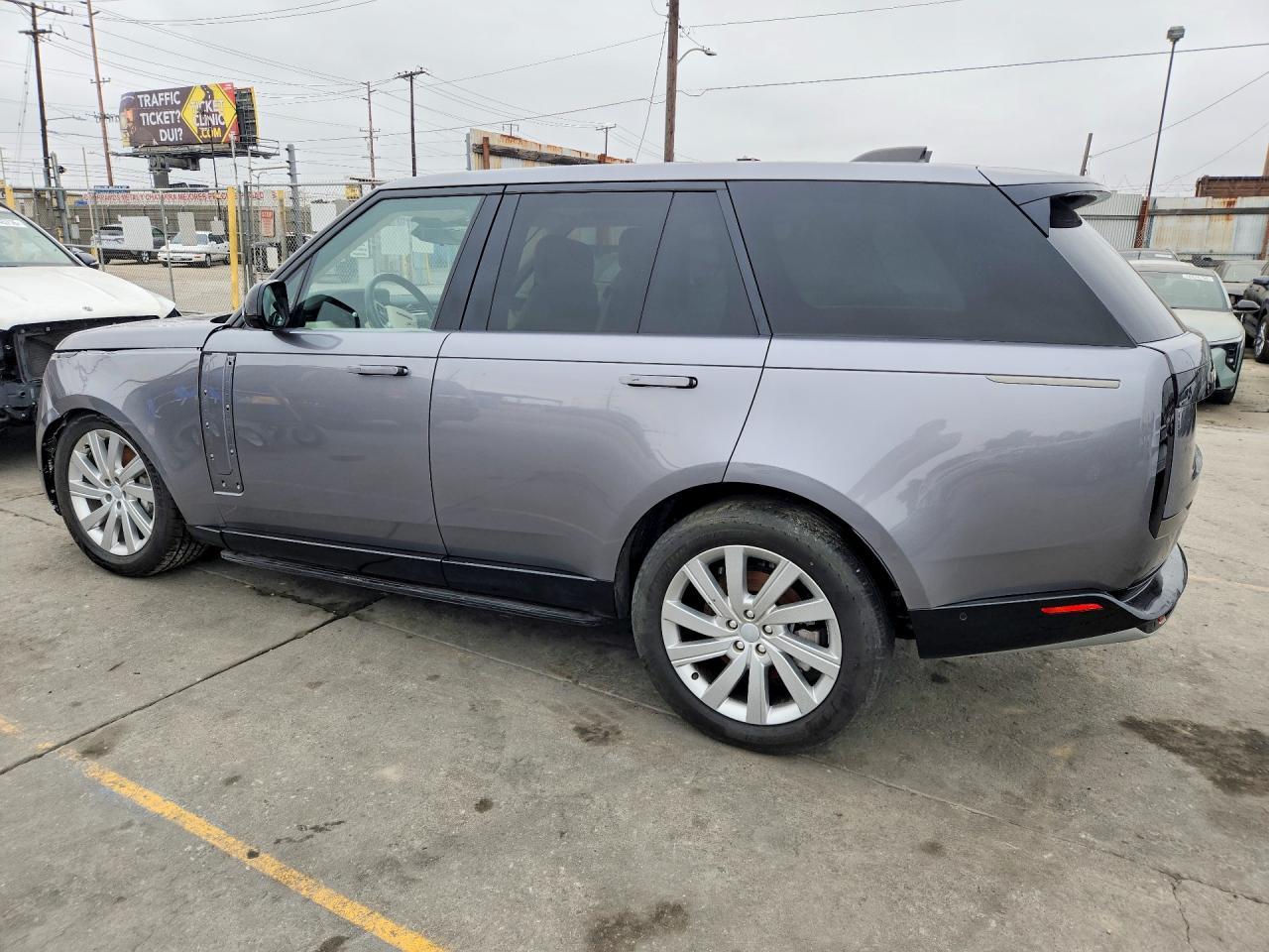 2023 Land Rover Range Rover Se - Фото 2