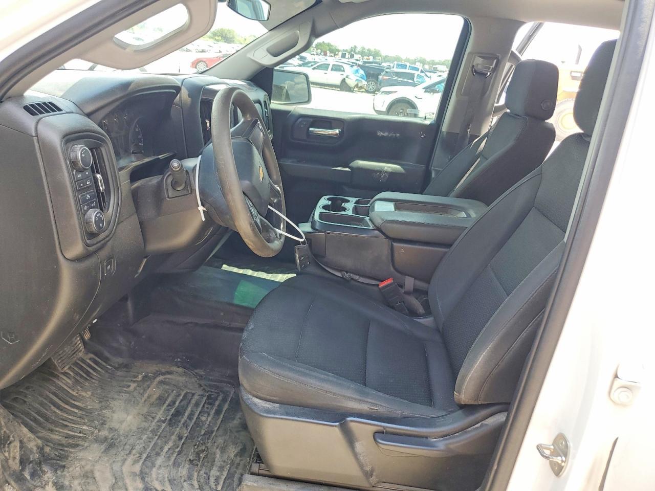 2023 Chevrolet Silverado K1500 - Фото 7