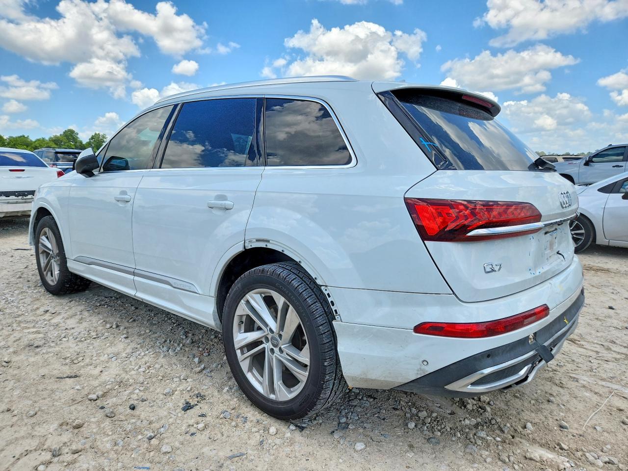 2020 Audi Q7 Premium Plus - Фото 2