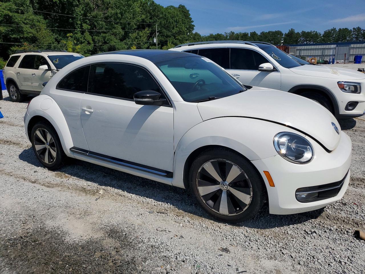2012 Volkswagen Beetle Turbo - Фото 4