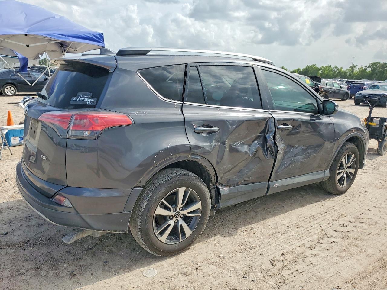 2018 Toyota Rav4 Xle - Фото 3