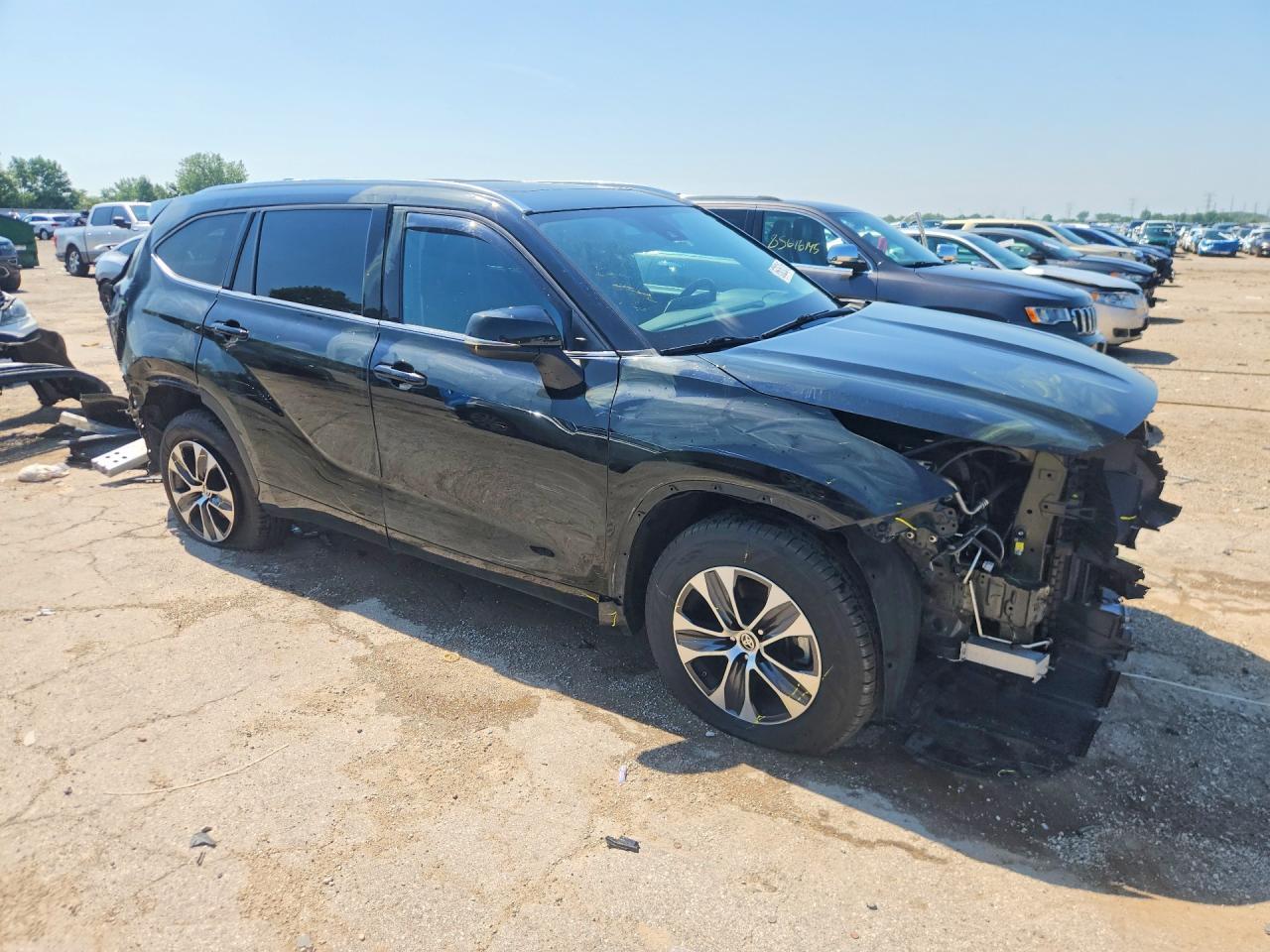 2021 Toyota Highlander Xle - Фото 4