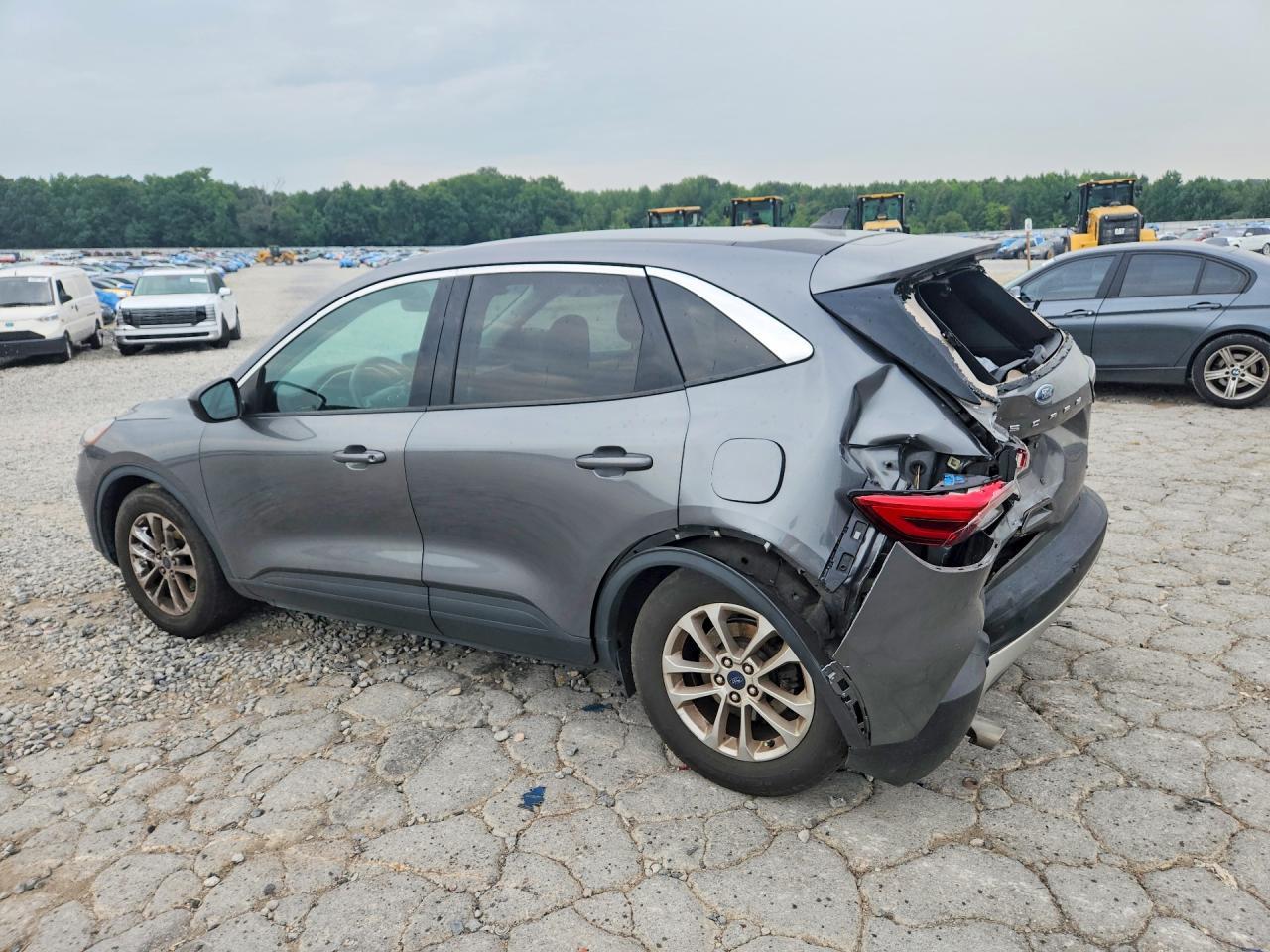 2022 Ford Escape Se - Фото 2