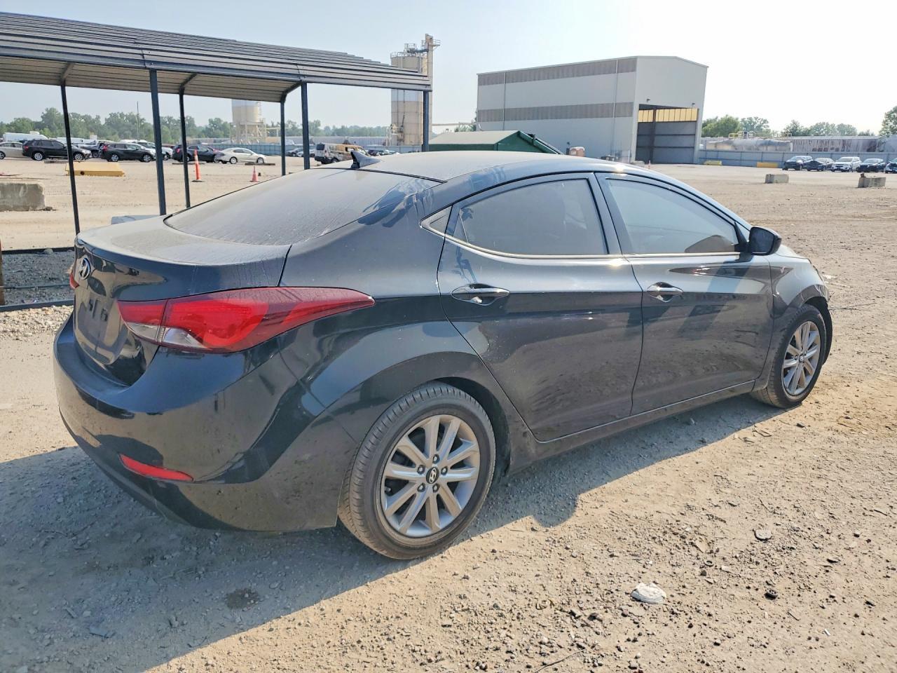 2015 Hyundai Elantra Se - Image 3