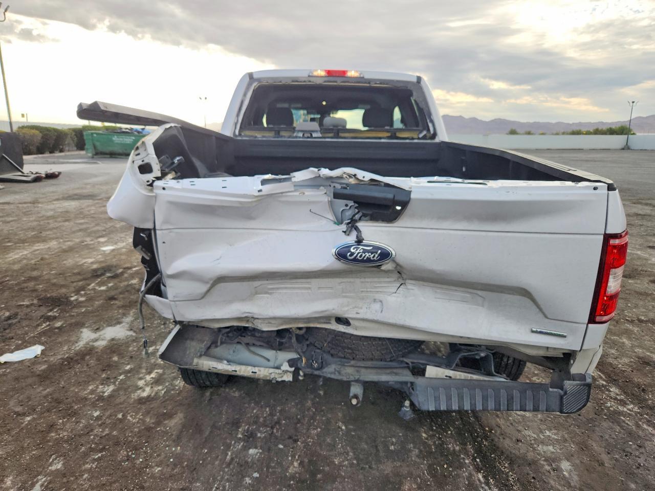 2020 Ford F150 Super Cab - Фото 6