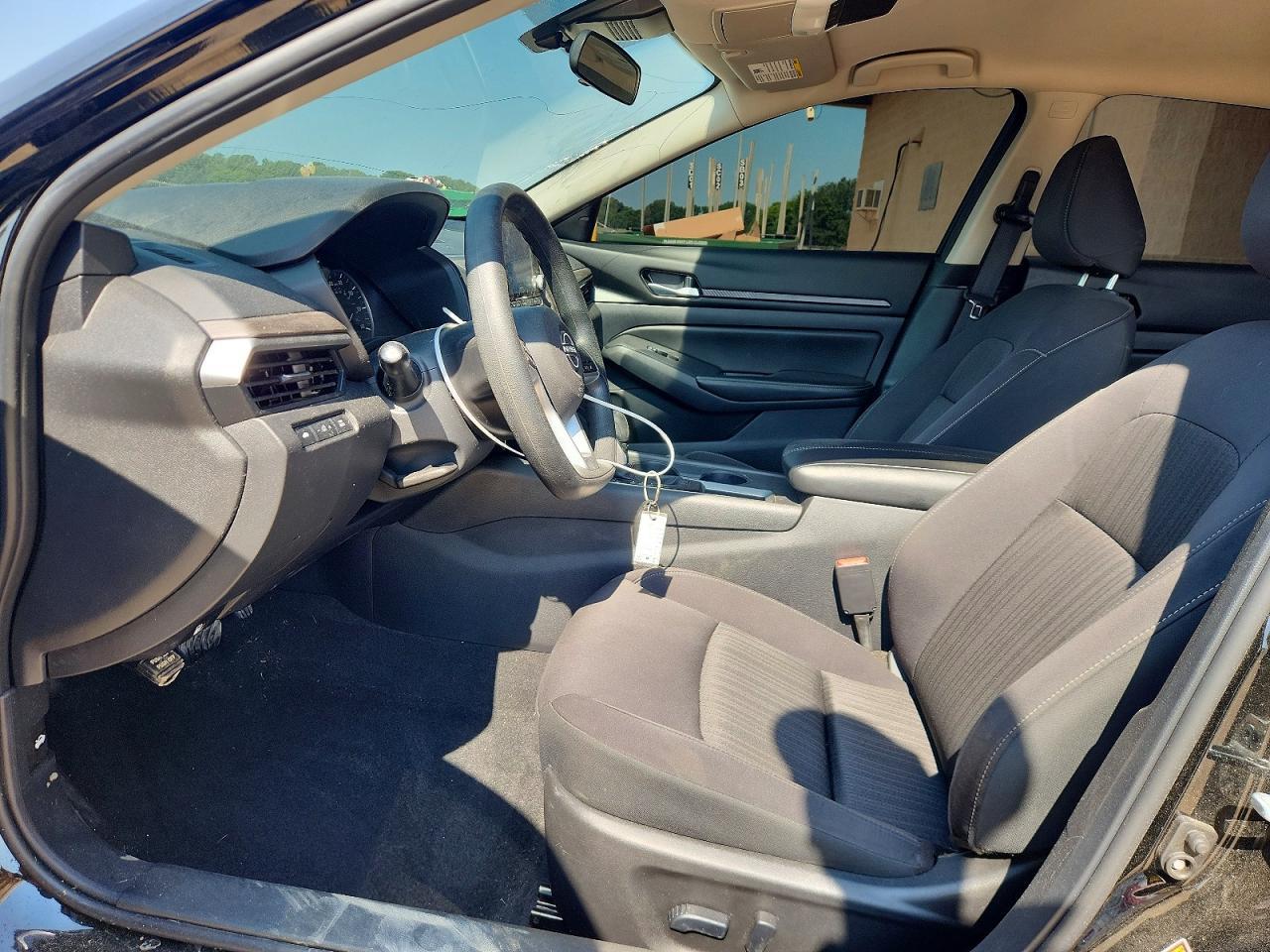 2025 Nissan Altima Sv - Image 7